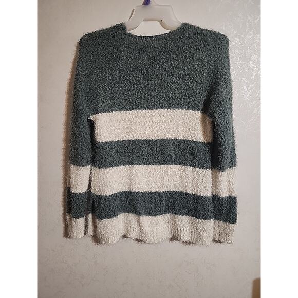 So Knit Sweater Color Block Wide Stripe Green White Fuzzy Tunic sz Large - Picture 6 of 6